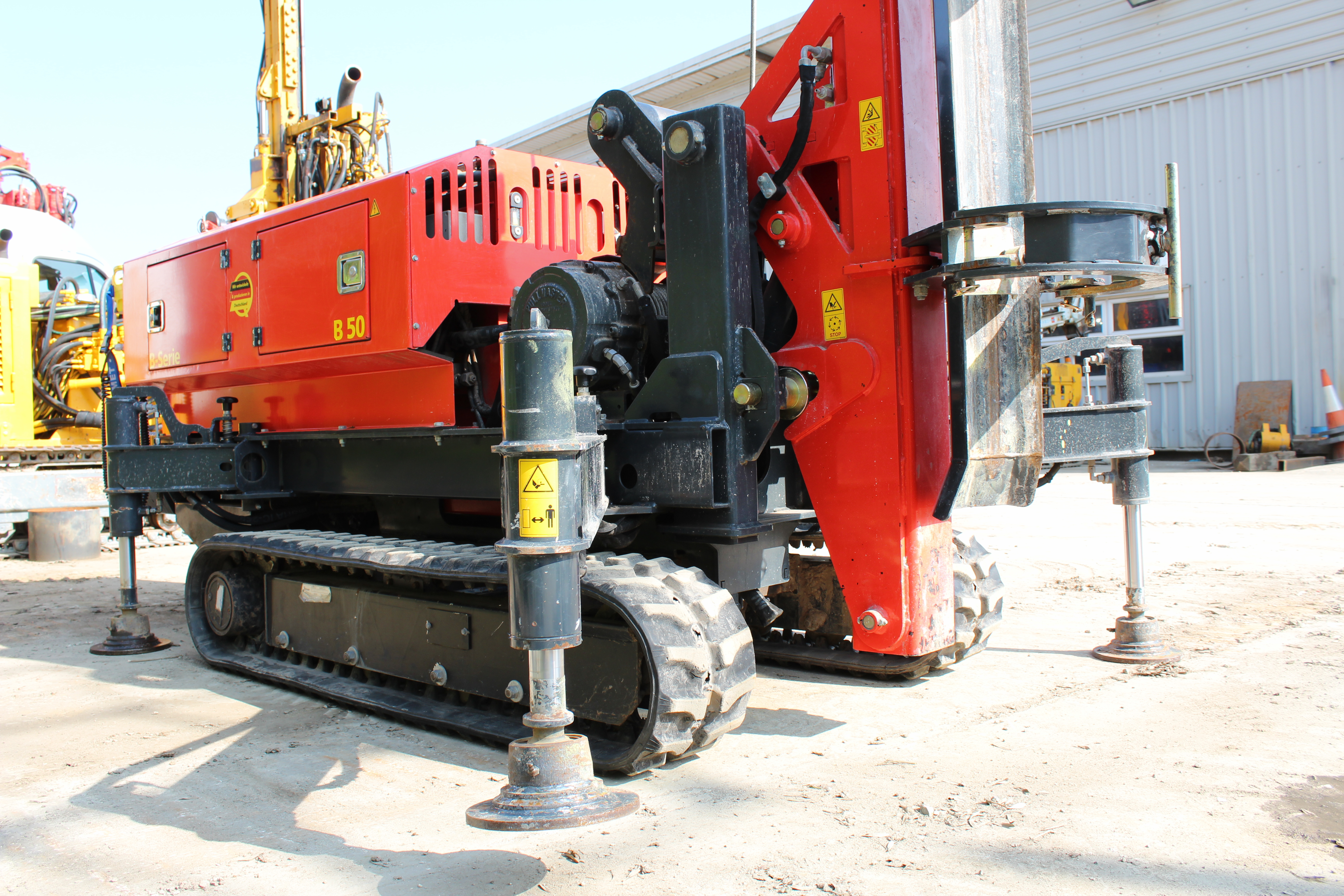 Cobra D1000 piling rig